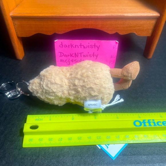 BNWT JELLYCAT I AM AMUSEABLE PEANUT BAG CHARM SO CUTE! - Picture 12 of 16